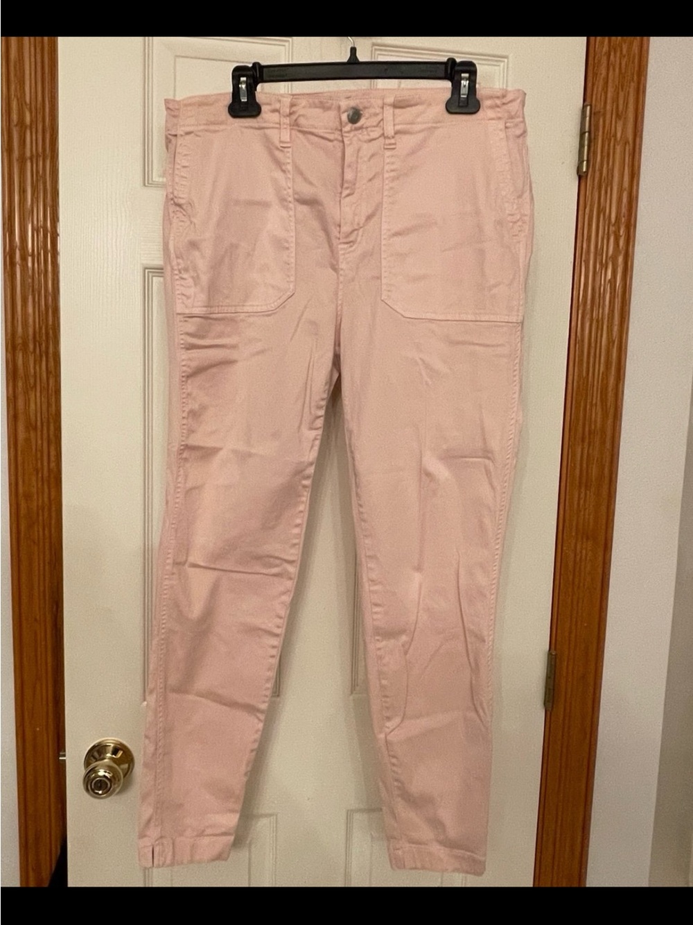 J. Crew Pink Utility Pants. Size 33. Subtle Pink.  Front Cargo pockets